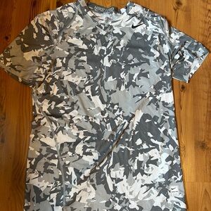 Camo Nike Pro dri-fit fitted shirt